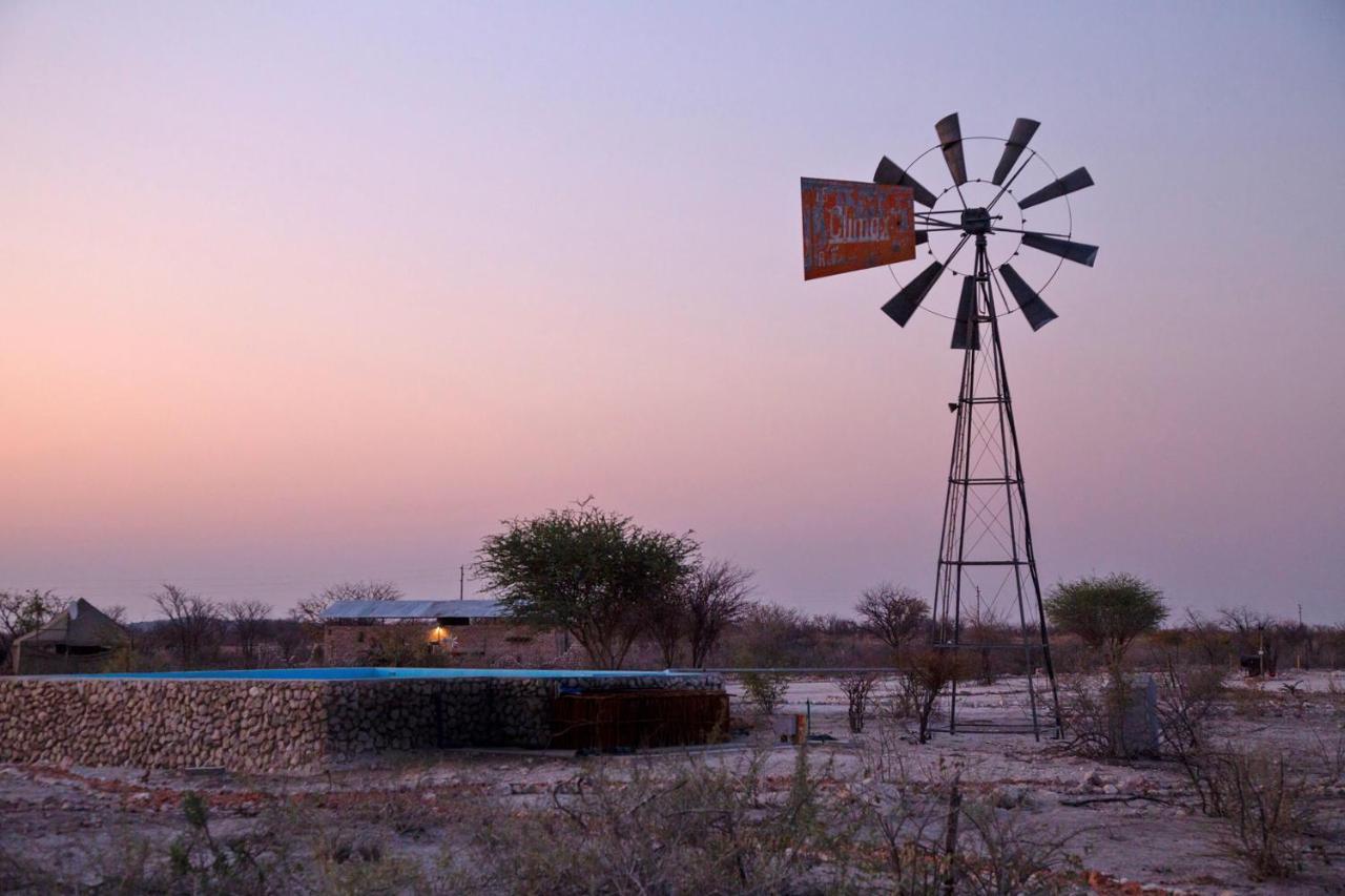Etosha Trading Post Campsite Okaukuejo Exterior foto