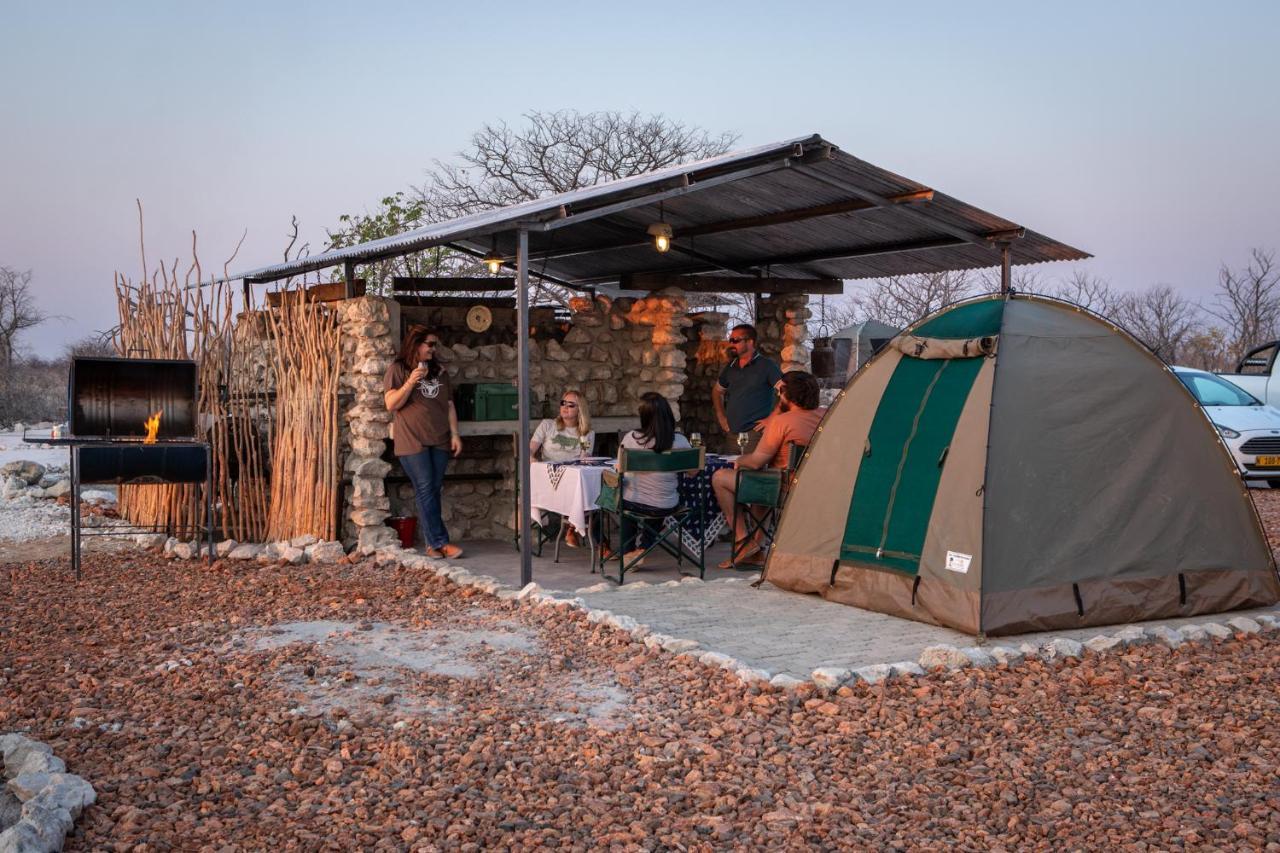 Etosha Trading Post Campsite Okaukuejo Exterior foto