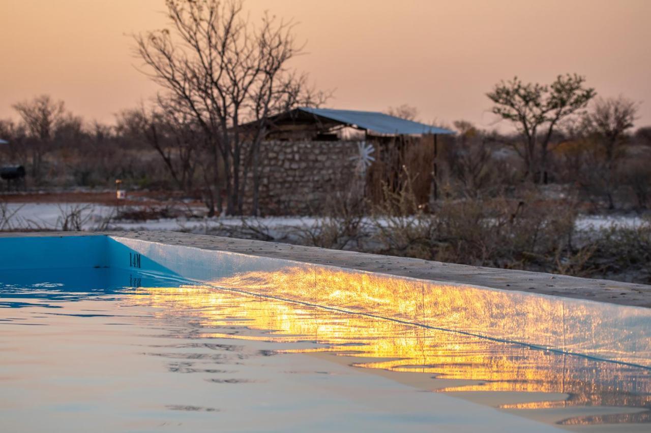 Etosha Trading Post Campsite Okaukuejo Exterior foto