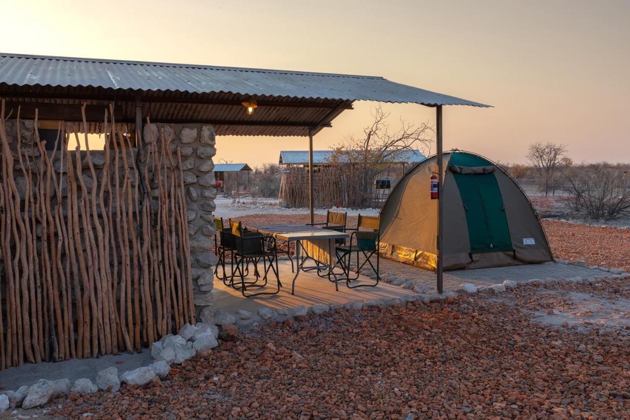 Etosha Trading Post Campsite Okaukuejo Exterior foto
