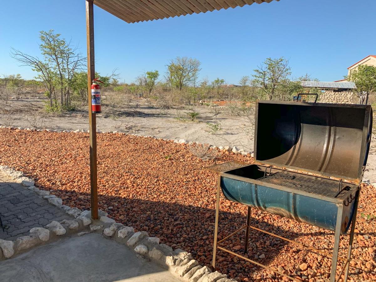 Etosha Trading Post Campsite Hotel Okaukuejo Exterior foto